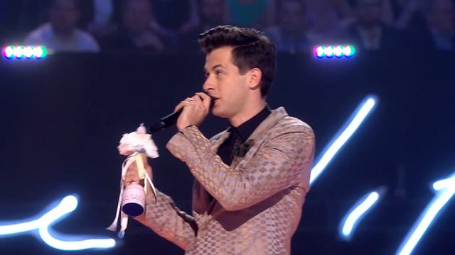 Mark Ronson Wins British Single | BRIT Awards 2015