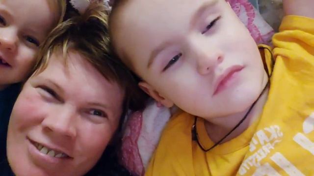 11 месяцев на Урале. смотреть онлайн