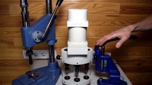 Пресс для фурнитуры.