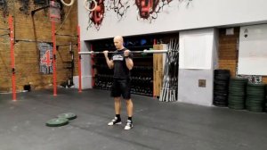 Сгибание рук со штангой