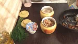 Пельмени в горшочках. Обалденный рецепт в горшочке!