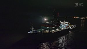 Самый большой в мире атомный ледокол "Урал" отправился в свой первый рейс