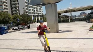 БЕСПЛАТНЫЙ ЭЛЕКТРОСАМОКАТ как правильно кататься управляя СВОИМИ РУКАМИ