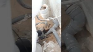 Замерзла канализация в часном доме, отморозил за три часа