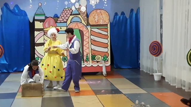 Новогодний праздник в центре детского творчества ?