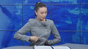 Насекомое залетело в российскую телеведущую и сорвало эфир, Залетела в меня.