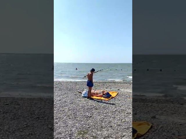 ▶️Анна с подписчиками  из Вязьма, Владимирской области. Приморско-ахтарск, центральный пляж. #shorts