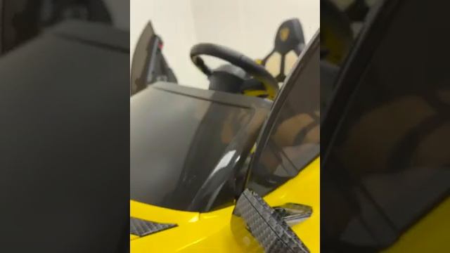 Детский электромобиль Lamborghini Aventador SVJ (A111MP) (Лицензионная модель)