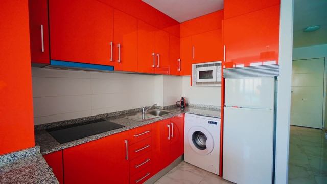 Квартира в Торревьехе на первой линии моря. Недвижимость в Испании у моря. Апартаменты в Торревьехе