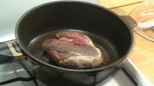 Стейк из из задней ноги барана..Просто, быстро и очень вкусно!