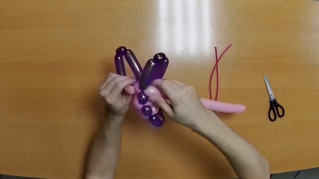 Бабочка из шаров шдм. Balloon butterfly tutorial смотреть онлайн