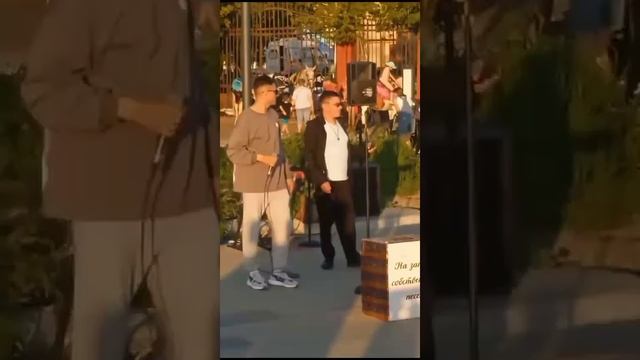 уличные музыканты Владивосток