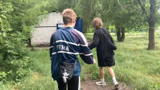 Проникли на самую охраняемую территорию *название не кликбейт* смотреть онлайн