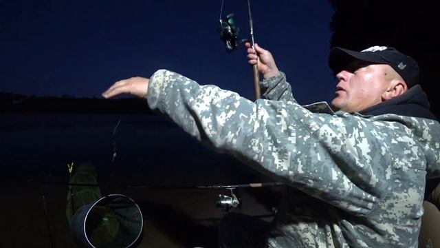 ОТЛИЧНАЯ РЫБАЛКА НА НОВОМ МЕСТЕ! ЛОВЛЯ НА ФИДЕР НА ВОДОХРАНИЛИЩЕ! РЫБАЛКА В СЕНТЯБРЕ 2023! смотреть онлайн