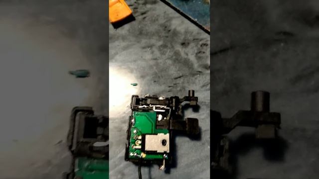 Ремонт кнопки шуруповерта смотреть онлайн