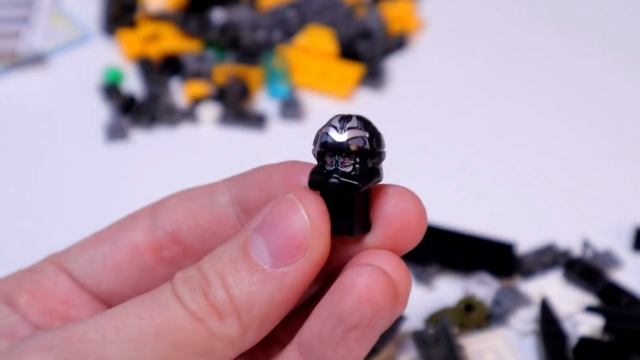 ЛЕГО ОПТИМУС ПРАЙМ И БАМБЛБИ - КИТАЙ ИХ НЕ ПОЩАДИЛ смотреть онлайн