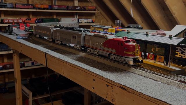 Lionel Santa Fe Super Chief Starter Set смотреть онлайн