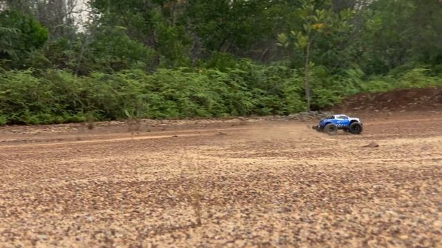 Chevrolet Colorado 1:18 from Eazy RC смотреть онлайн