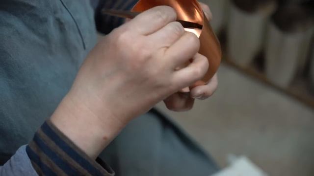 Процесс изготовления чайницы. Древняя японская мастерская с более чем 100-летней историей