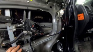 Honda CR V lll Вибро и шумоизоляция дверей своими руками