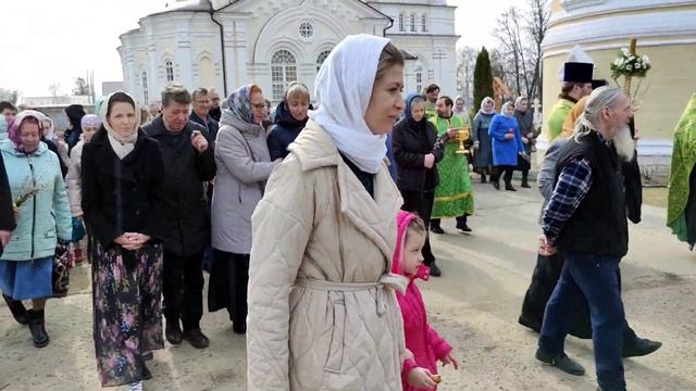 Крестный ход в Свято-Благовещенском Киржачском мон-ре на праз-ке Вход Господа в Иерусалим 09.04.202 смотреть онлайн