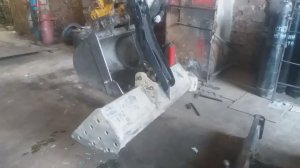 захват ковшевой для мини экскаватора