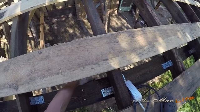 Как поставить и установить стойку и укосину для каркасного сарая. Приятного просмотра)) 03.09.2019 смотреть онлайн