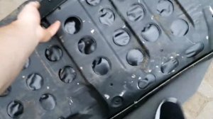 Новый салон на ВАЗ 2114 / ПЕРЕТЯЖКА ЗАДНЕГО ДИВАНА / на коленках во дворе / обивки "Скиф"