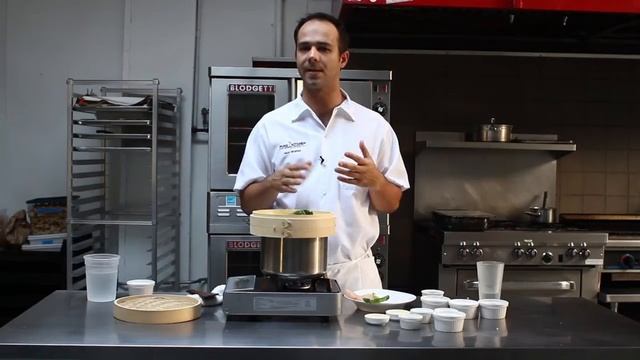 Using a Bamboo Food Steamer : Feel-Good Foods смотреть онлайн