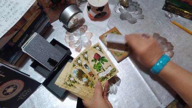 Оракул Ленорман, какие бывают, скатереть Ленорман, болталка???Вишневые и Лиловые Сумерки???