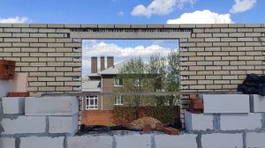 уголки над проемами