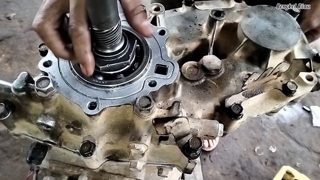 CARA PEMASANGAN RANTAI TRANSFER STRADA TRITON.@bengkelriau7141 смотреть онлайн