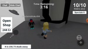 Даша играет в прятки. ROBLOX.