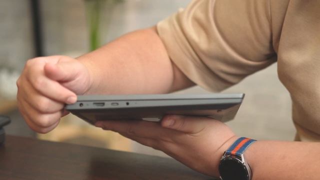 LENOVO IdeaPad Flex 5 ขุมพลัง AMD หมุนจอ 360 องศา ทัชสกรีนอีกด้วย смотреть онлайн