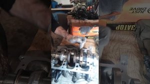 установка полуколец на коленвале Сузуки Джими к6а.JB23W