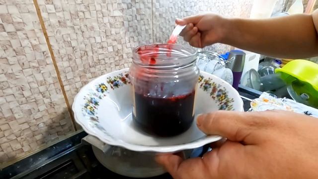 ЧЁРНАЯ И КРАСНАЯ СМОРОДИНА - 5-ти Минутка.            #чернаясмородина #смородина #пятиминутка