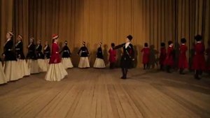 Адыгский молодёжный перепляс