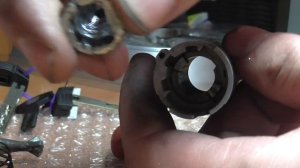 БМВ Е60, как разобрать личинку замка водительской двери, без ключа!