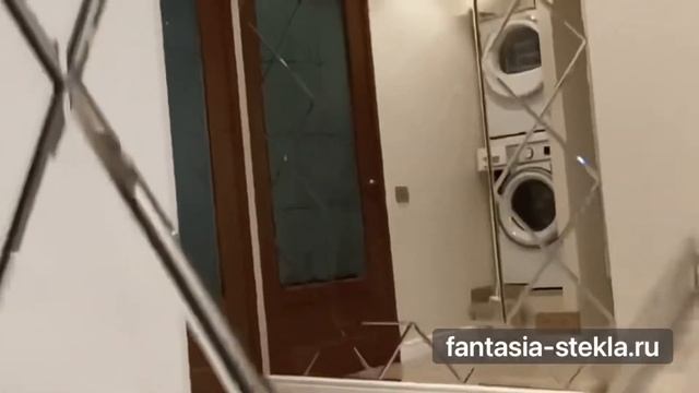 Великолепное зеркальное панно с фацетом от мастерской Фантазия Стекла смотреть онлайн