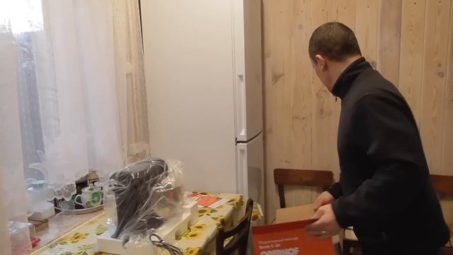 ВЫХОДНЫЕ В ДЕРЕВНЕ. Она вернулась злая, шлифуем, красим, готовим вкусности. смотреть онлайн