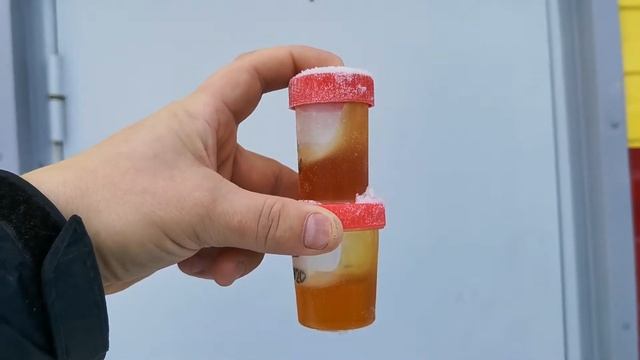 Заморозка масел Mobil 1 0w20 и Shell Helix Ultra 0w40 сравнение при - 30°C смотреть онлайн