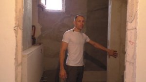 Монтаж мрамора на стены и полы в санузлаx. Начало