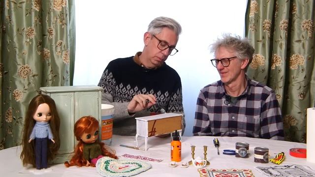 Preparing furniture for our new dollhouse for Blythe - ARNE & CARLOS смотреть онлайн