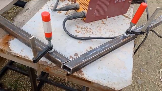 Не столярка ... видео не о чем ... смотреть онлайн