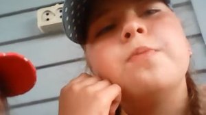 поем песню ''Уходи и дверь закрой,,