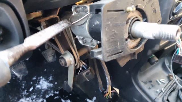 ВАЗ 2113 - 2114 - 2115 - Замена замка зажигания смотреть онлайн