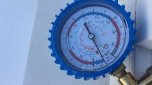 Вакуумный насос МЕГЕОН 98031 в работе