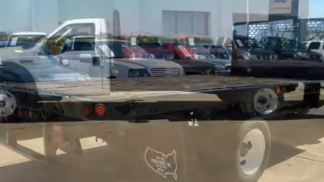 2005 FORD Super Duty F-450 DRW Reg Cab 165" WB 84" CA XL смотреть онлайн