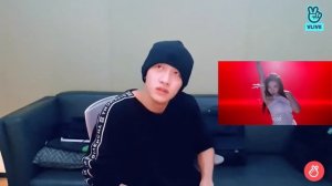 [ENG/INDO]  Straykids Bangchan Reaction to ITZY Chaeryeong Studio Choom