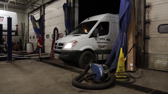 Mercedes Benz Sprinter 4x4 | Victoria Star Motors | Panoramique Automotive